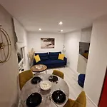 White Shell Apartment Hel