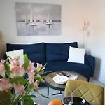 Apartment White Shell *