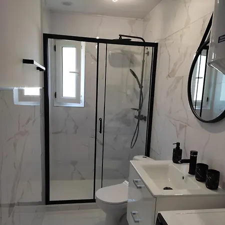Apartment White Shell