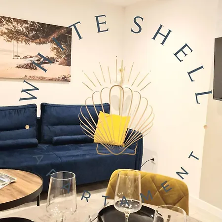White Shell * Hel